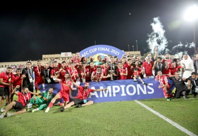فرحة أبطال الكأس الآسيوي بعدسة “البلاد سبورت”