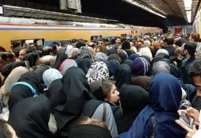 خلل فني يوقف محطات مترو أنفاق طهران.. شكوك حول هجمات سيبرانية جديدة