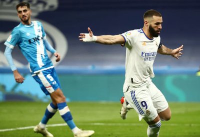 ريال مدريد يتجاوز رايو فايكانو ويتصدر مؤقتاً