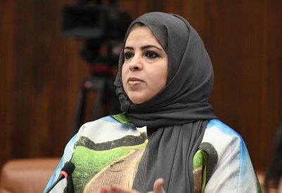 الزايد: 75% من العاطلين من النساء.. والقانون يحظر فصل المرأة لحملها أو وضعها