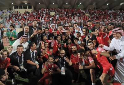بالفيديو: هذا ما حدث في غرفة لاعبين المحرق قبل تحقيق بطولة الاتحاد الآسيوي