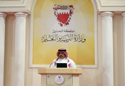 اعتماد المعايير المطورة لترقيات المعلمين.. وهذه تفاصيل اجتماع مدير عام المدارس محمد مبارك