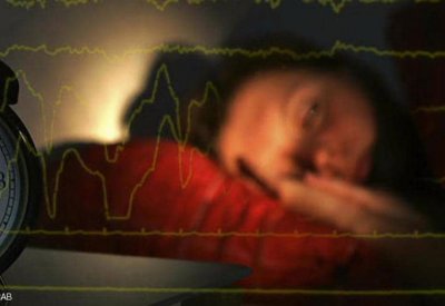 لا قبلها ولا بعدها.. ساعة واحدة مناسبة للنوم ليلا