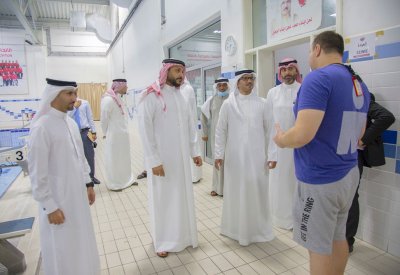 النصف يتفقد استعدادات اتحادات التنس وألعاب القوى والسباحة للألعاب الخليجية