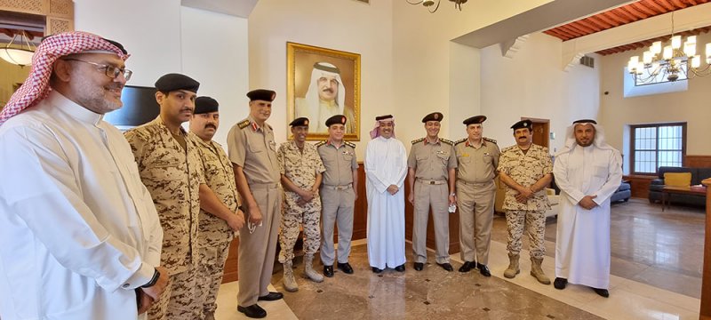 وفد القضاء العسكري المصري يزور المحكمة الدستورية