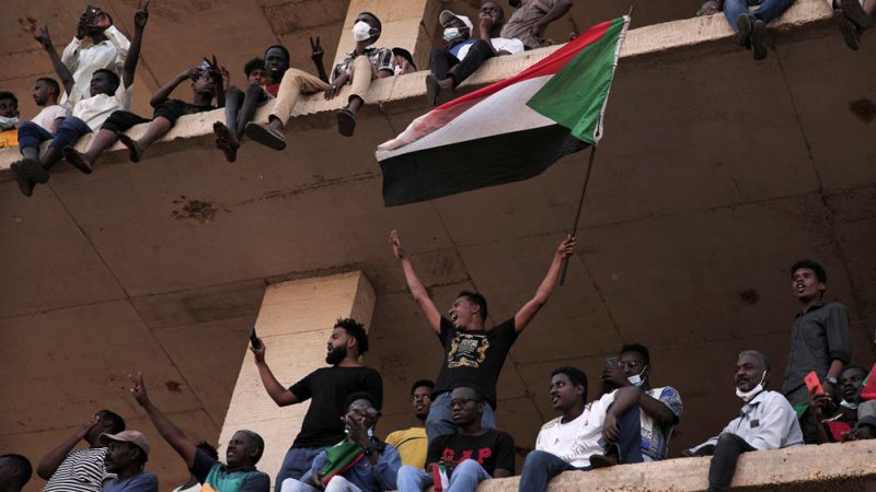 تظاهرات غضب في السودان.. ودعوات للحفاظ على حرية التعبير