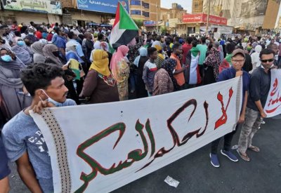تظاهرات جديدة في الخرطوم.. وسط مساع لإطلاق الموقوفين