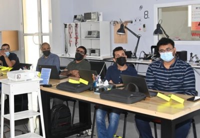 وزارة الصناعة والتجارة والسياحة تطلق سلسلة من ورش العمل في أساسيات الثورة الصناعية الرابعة