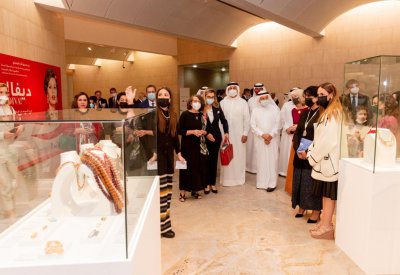 افتتاح معرض سحر المجوهرات الإيطالية في متحف البحرين الوطني