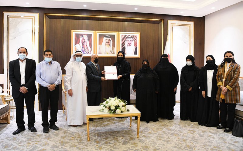 جمعية الصداقة للمكفوفين تمنح سبيكة الفضالة عضويتها الفخرية