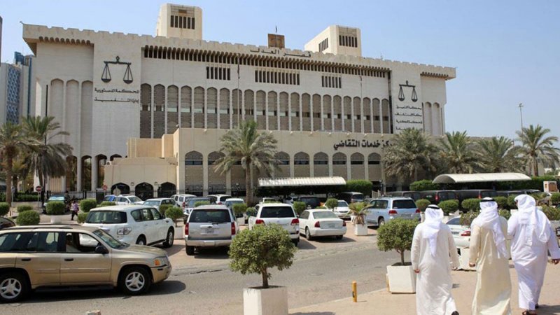 النيابة الكويتية تأمر بحبس 18 شخصاً في قضية تمويل حزب الله
