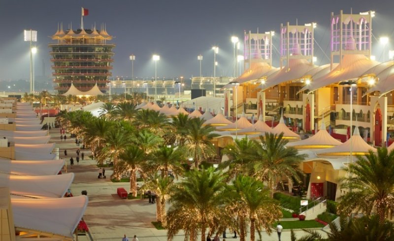 462 ألف دينار لتوفير هياكل خيام مؤقتة لسباق الفورمولا 1
