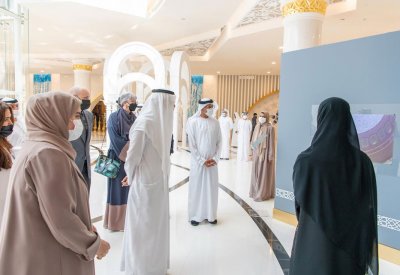 جامع الشيخ زايد الكبير ينظم معرض ملامح فنية – خطوط أنيقة ومعالم ملهمة