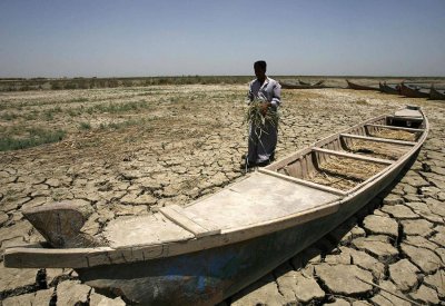 شح المياه والأمطار والتصحر.. العراق "تحت الحصار"