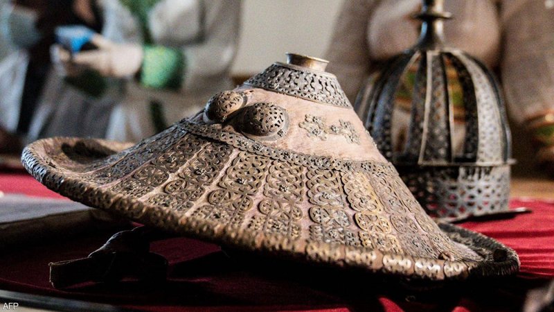 بالصور.. كنوز نهبها جنود بريطانيون من إثيوبيا تعود لديارها