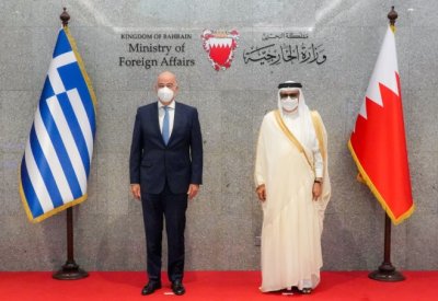 وزير الخارجية يعقد جلسة مباحثات رسمية مع وزير خارجية جمهورية اليونان