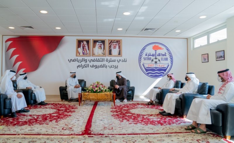 خالد بن حمد يزور ناديي النبيه صالح وسترة
