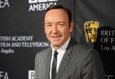 تغريم كيفن سبايسي بدفع 31 مليون دولار لمنتجي مسلسل "هاوس أوف كاردس"