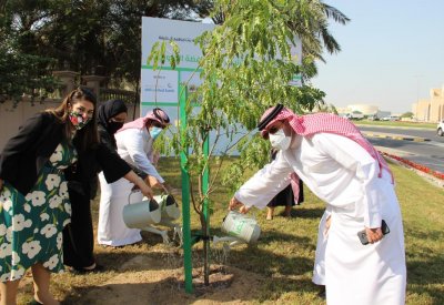 البنك الأهلي المتحد يدعم الحملة الوطنية للتشجير