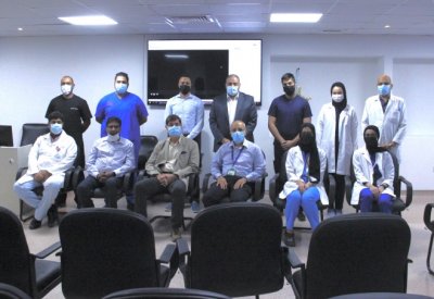 مجمع السلمانية الطبي يستقبل استشاري عالمي في جراحة استبدال المفاصل