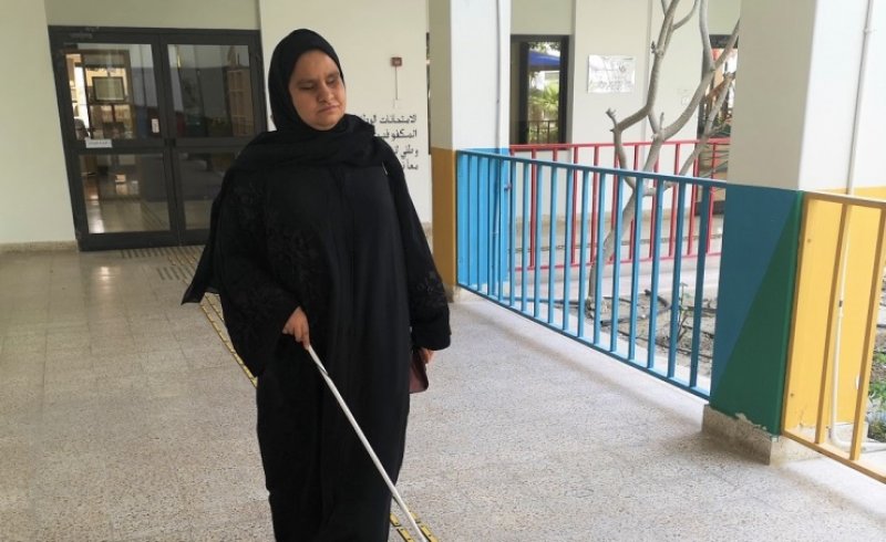 معلمة بحرينية كفيفة تحصد المركز الأول في القرآن على المستوى العالمي