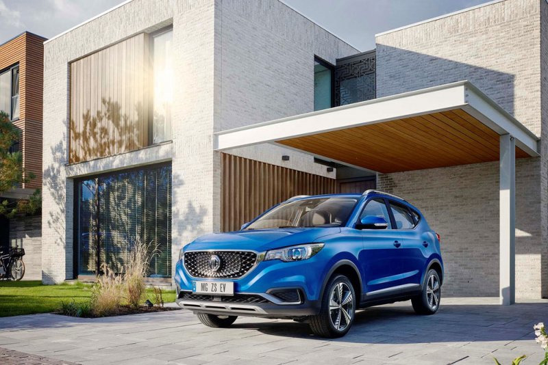 إم جي ZS EV: أول سيارة دفع رباعي كهربائية بالكامل متوفرة للطلب