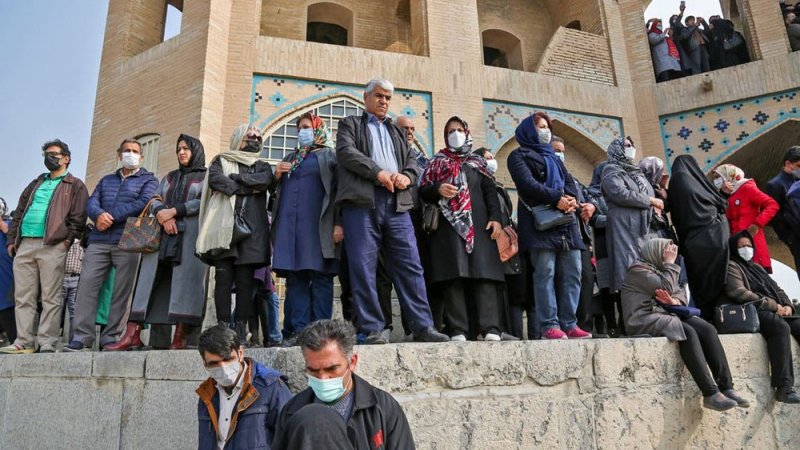 أصفهان تنتفض عطشاً.. تظاهرات تهتف "الموت لخامنئي"