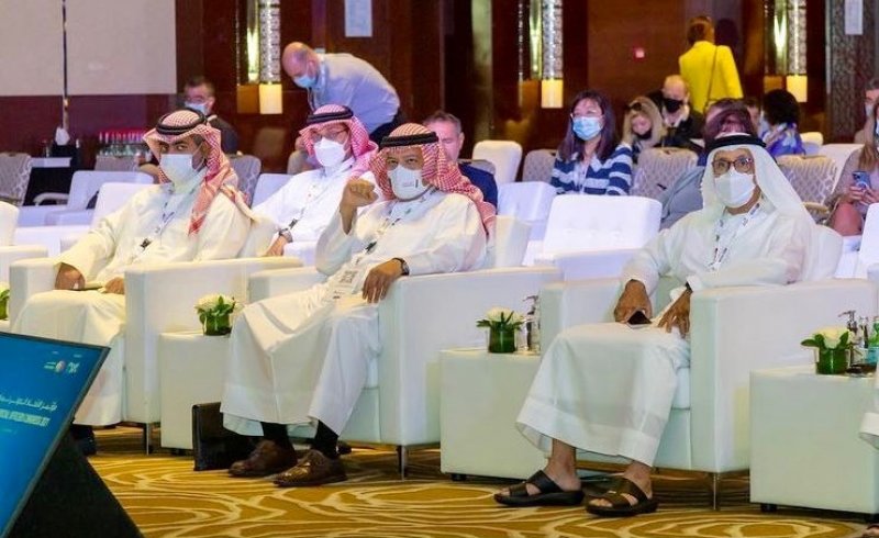 وزير العدل يشارك في مؤتمر دولي حول مأموري الضبط القضائي ويزور محاكم دبي