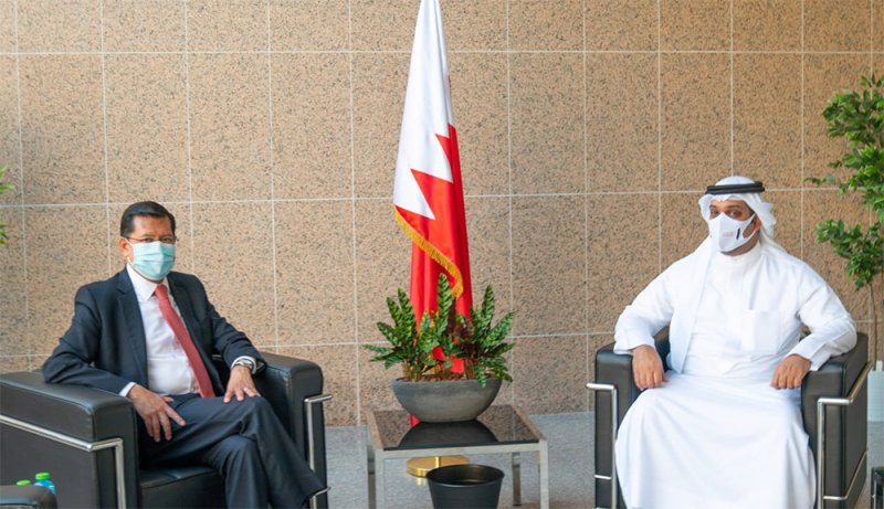 وزير المالية والاقتصاد الوطني يستقبل سفير الولايات المتحدة المكسيكية لدى مملكة البحرين