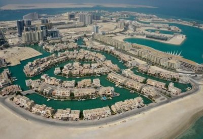 ملاك عقارات "أمواج" الخليجيين: أوقفوا التصرفات غير المقبولة