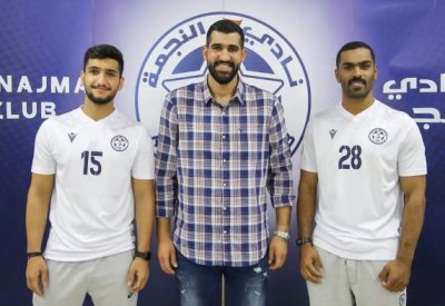 النجمة يجدد عقود عبدالحسين والجنيد وعادل