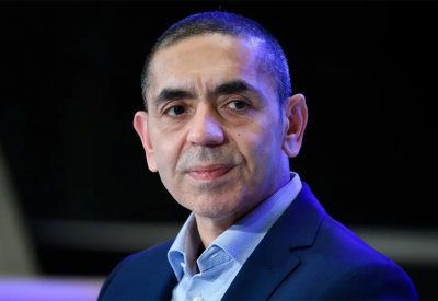 مخترع لقاح فايزر: لا داعي للهلع من أوميكرون