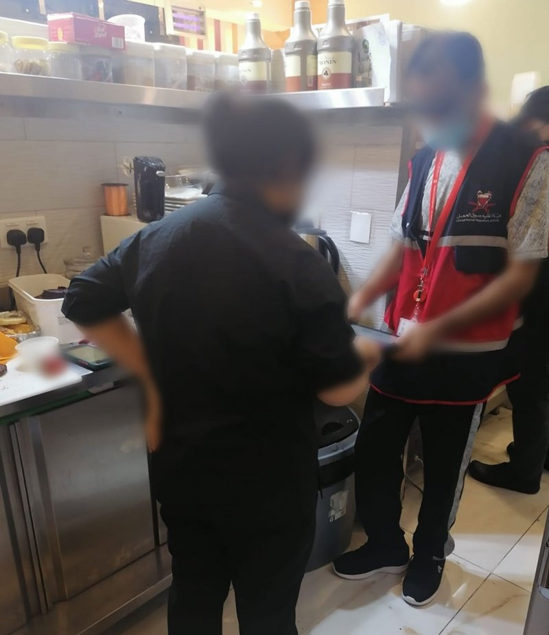 "سوق العمل" تنفذ حملة تفتيشية في المحافظة الجنوبية