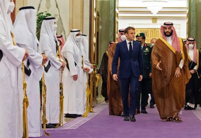ماكرون يعلن مبادرة فرنسية سعودية لمعالجة الأزمة مع لبنان