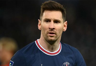 ميسي يكشف سر تخليه عن القميص 10 في باريس سان جرمان