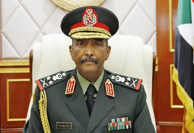 البرهان يعلق على "ترشح العسكريين في انتخابات 2023"