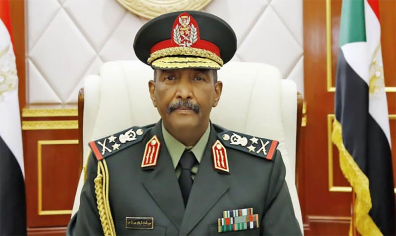 البرهان يعلق على "ترشح العسكريين في انتخابات 2023"