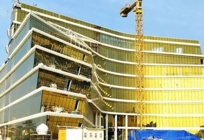 وزيرا الأشغال والمواصلات يتفقدان أعمال مشروع مبنى وزارة المواصلات والاتصالات