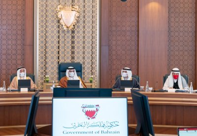 مجلس الوزراء يفوض الشيخ خالد بن عبدالله باتخاذ الإجراءات بشأن قانون تعديل أحكام الضمان الاجتماعي ودعم الأسر