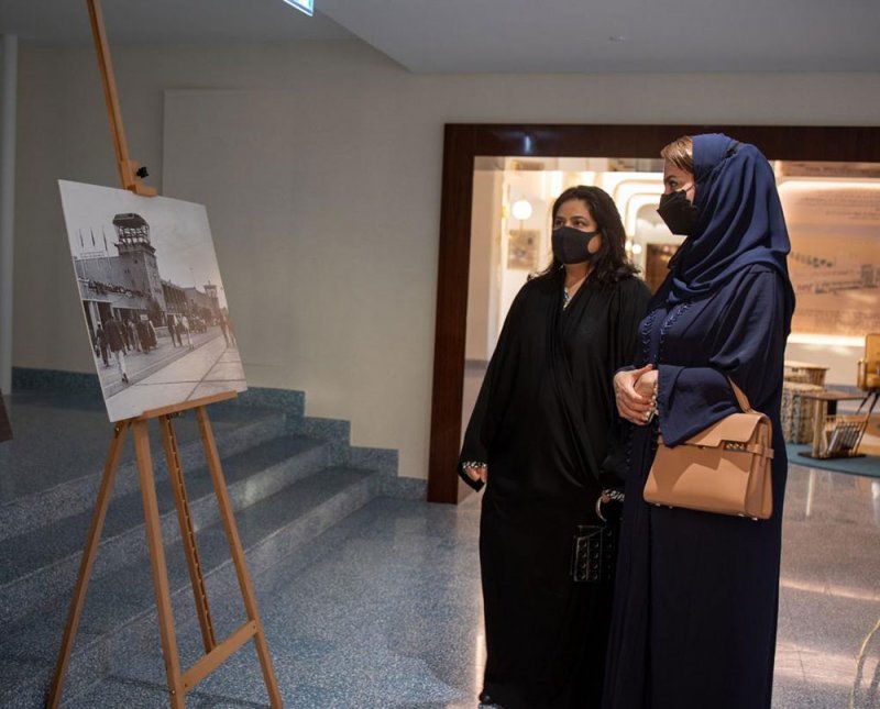 الشيخة رنا تستقبل مساعدة رئيس جامعة السلطان قابوس