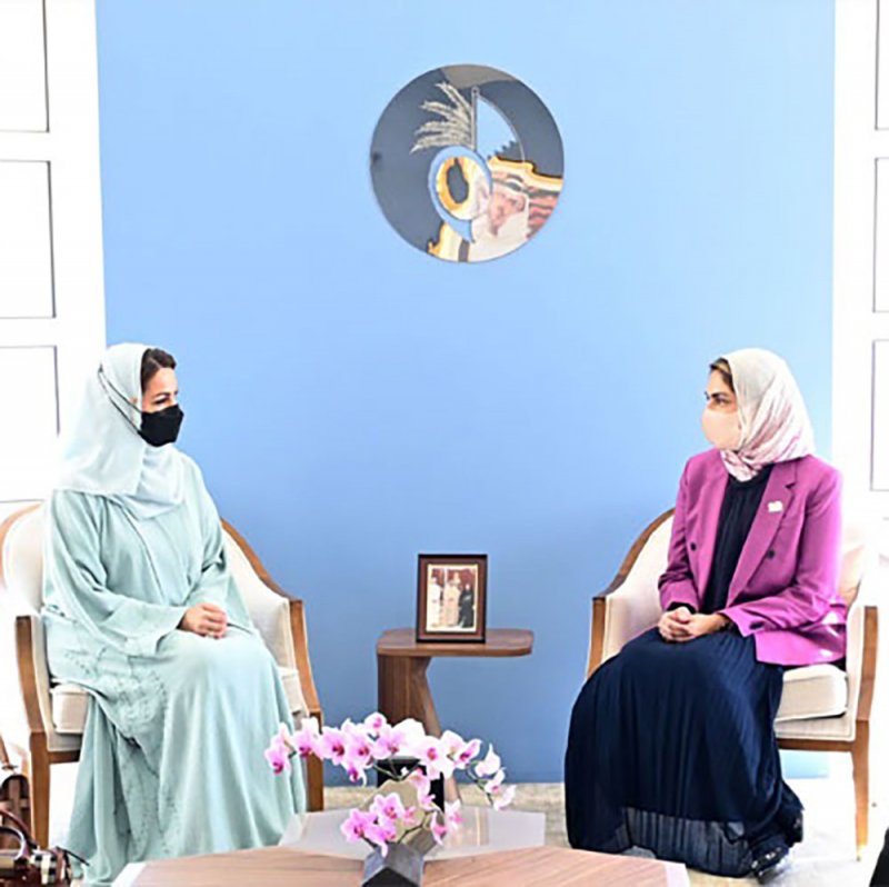 أمين عام المجلس الأعلى للمرأة تستقبل مساعدة رئيس جامعة السلطان قابوس للتعاون الدولي