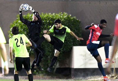 الكهرماء ببراعه يتخطى تطوير في دوري الشركات الكروي