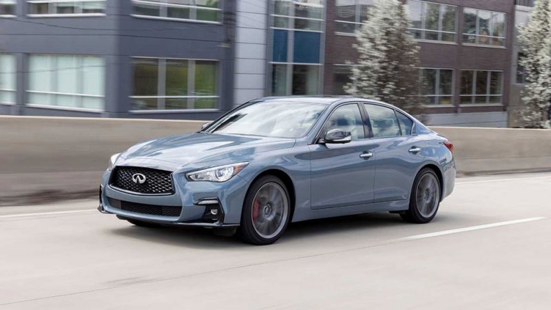 إنفينيتي Q60و Q50 أناقة وتكنلوجيا