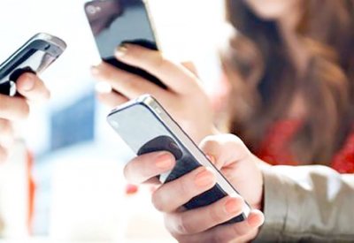شركات الاتصالات تكسب 83 ألف اشتراك جديد بالنقال