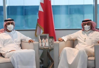 وزير الصناعة يستقبل الرئيس التنفيذي لسوق أبو ظبي للأوراق المالية