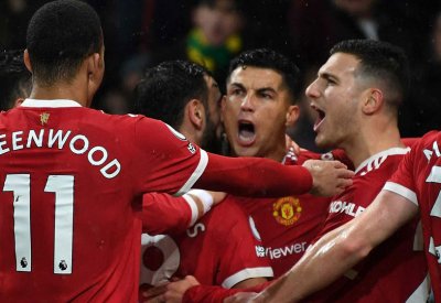 كورونا يؤجل مباراة مانشستر يونايتد وبرنتفورد