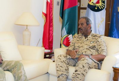 القائد العام لقوة دفاع البحرين يستقبل سمو رئيس الحرس الوطني‎‎