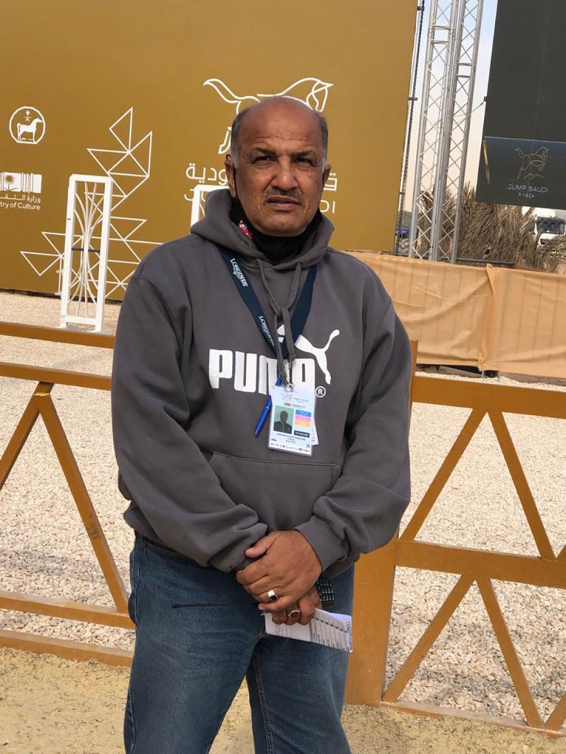 محمد دادالله يشارك في بطولة الرياض المؤهلة لكأس العالم لقفز الحواجز