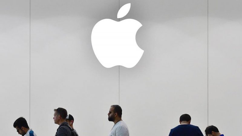 قيمة أبل السوقية قرب 3 تريليونات دولار.. 4% تفصلها عن مستوى قياسي