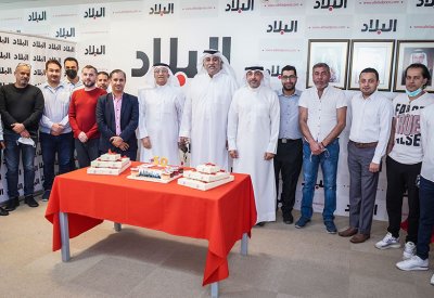 أسرة صحيفة البلاد تحتفي بالأعياد الوطنية